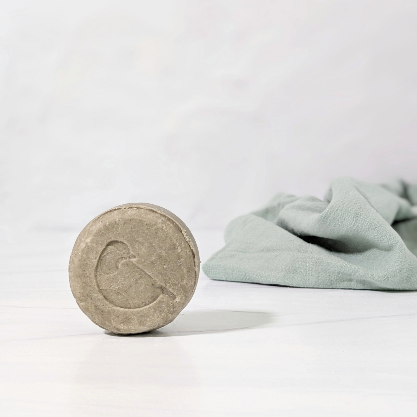 Green Tea & Aloe Clarifying Solid Shampoo