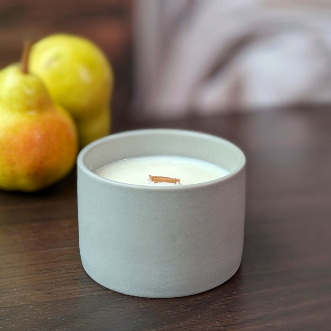 Pear & Spiced Honey 5oz | Wooden Wick Soy Candle