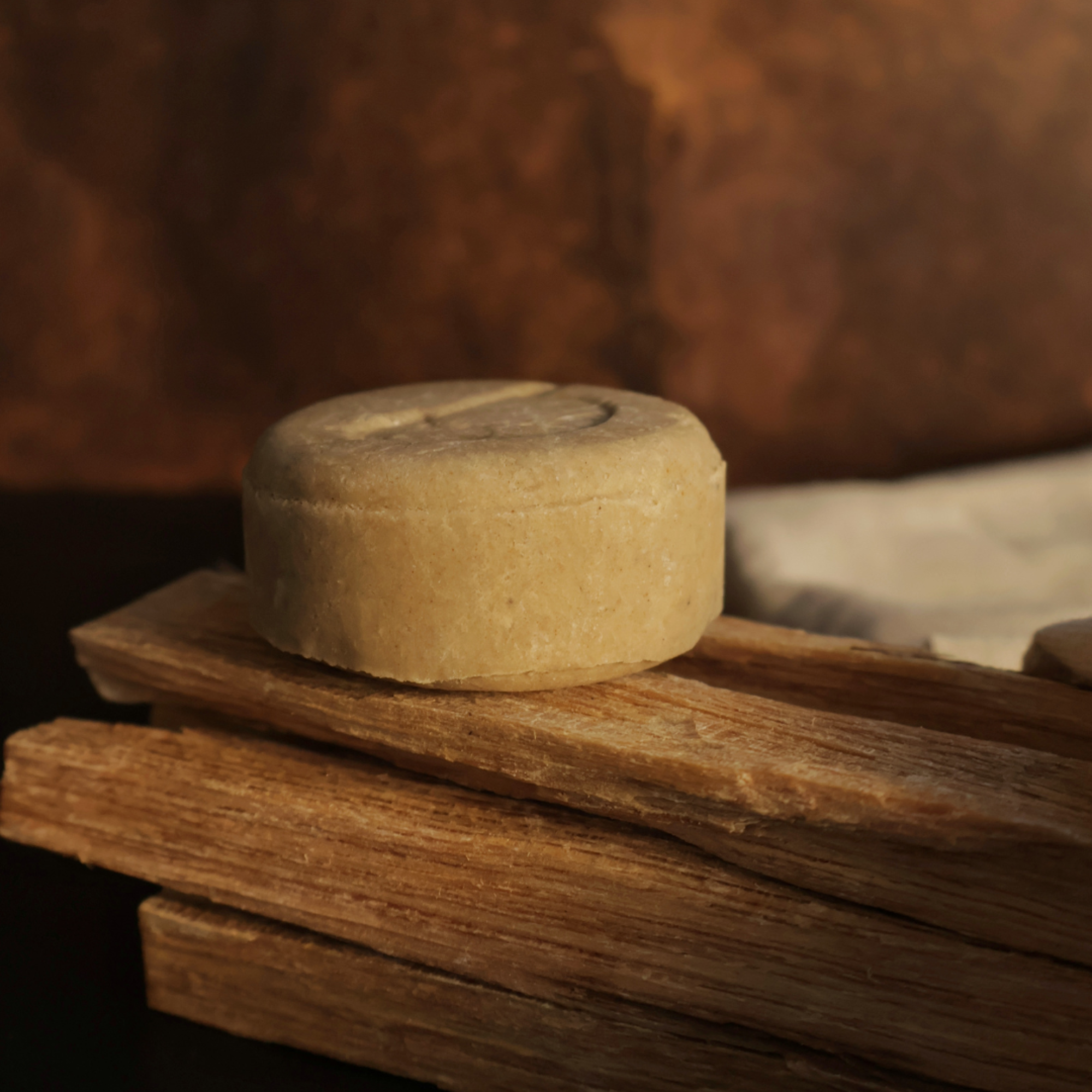 Patchouli & Sandalwood Balancing Solid Shampoo
