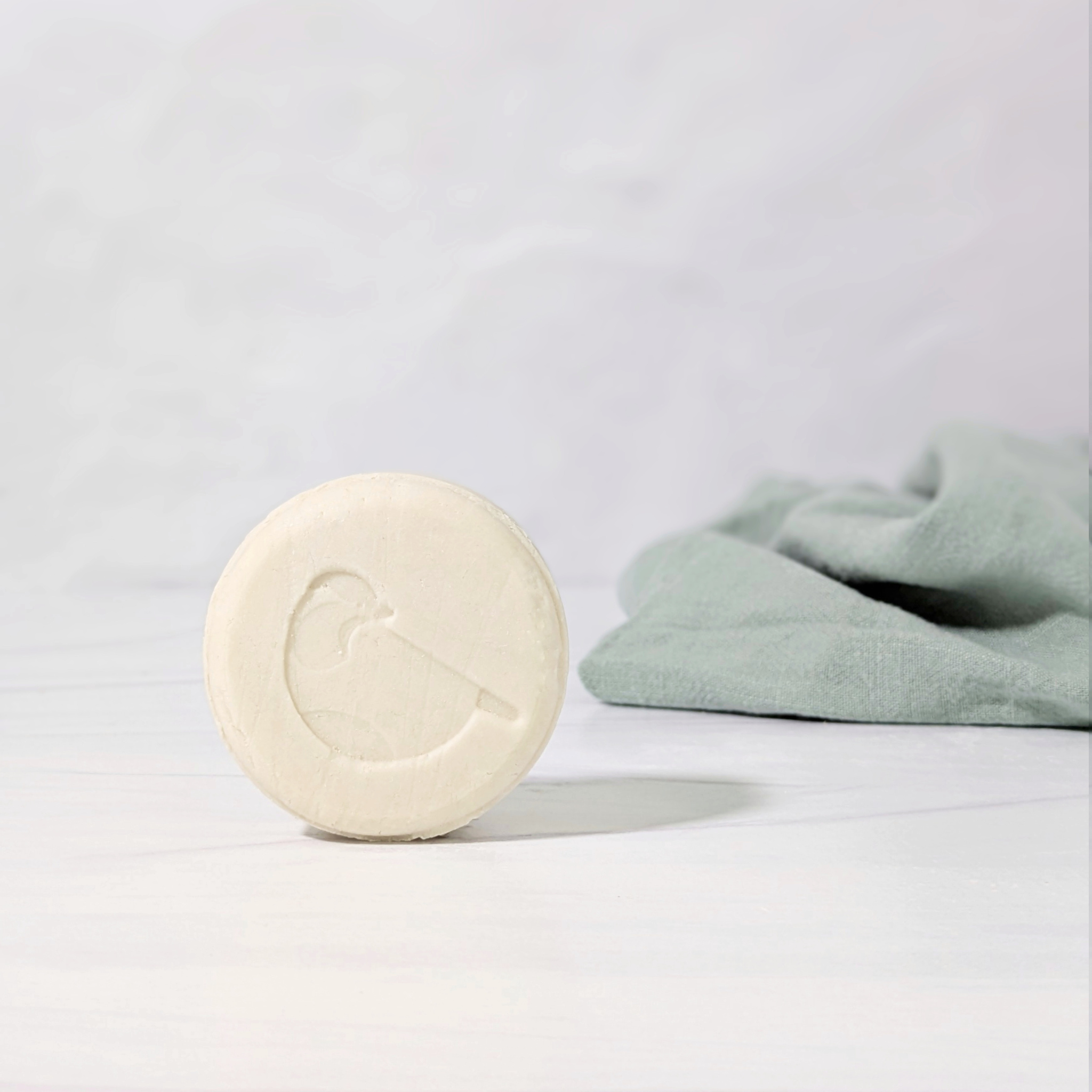 Kaolin & Ginger Soothing Solid Shampoo