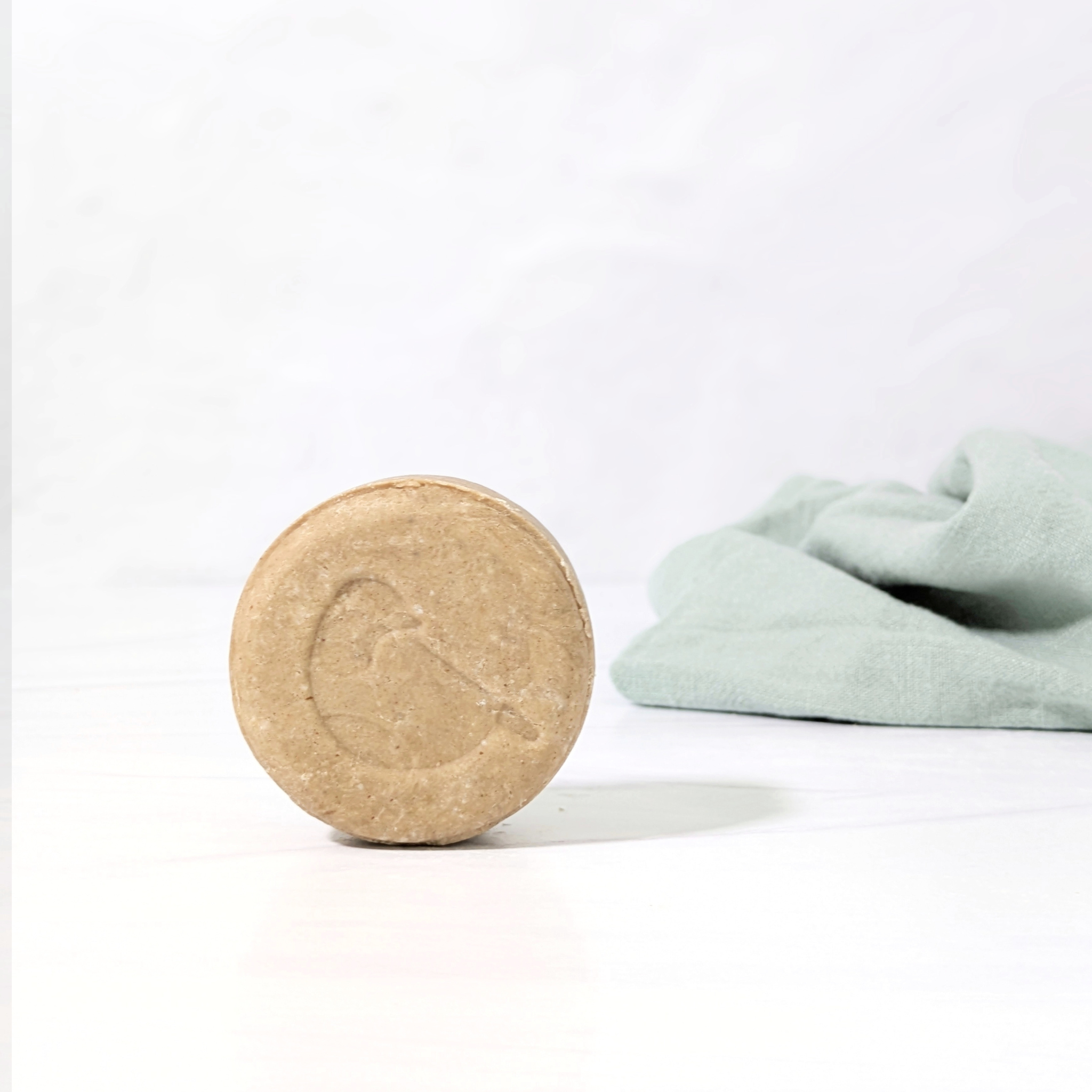 Shikakai & Ylang Fortifying Solid Shampoo